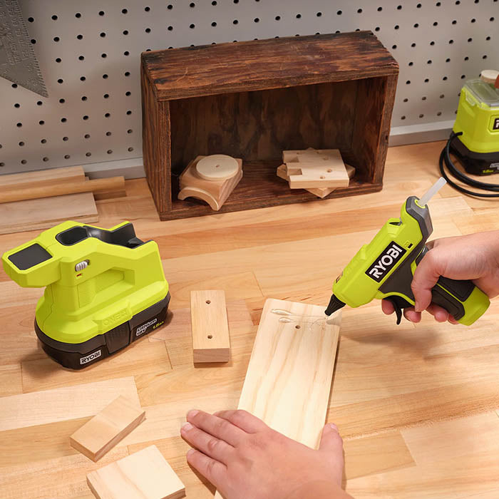 Ryobi Cordless Mini Glue Gun,18V
