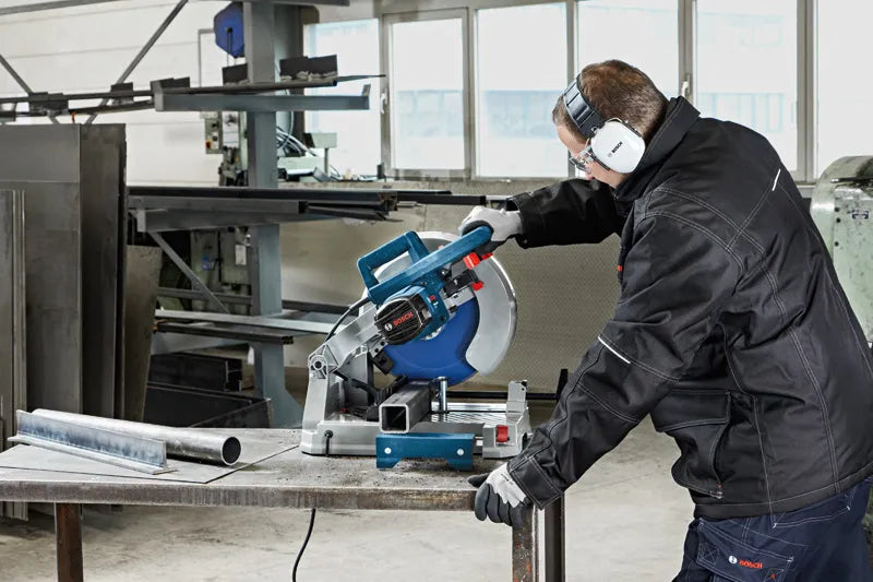 BOSCH GCD 12 JL Professional cut off saw منشار حديد قص بارد